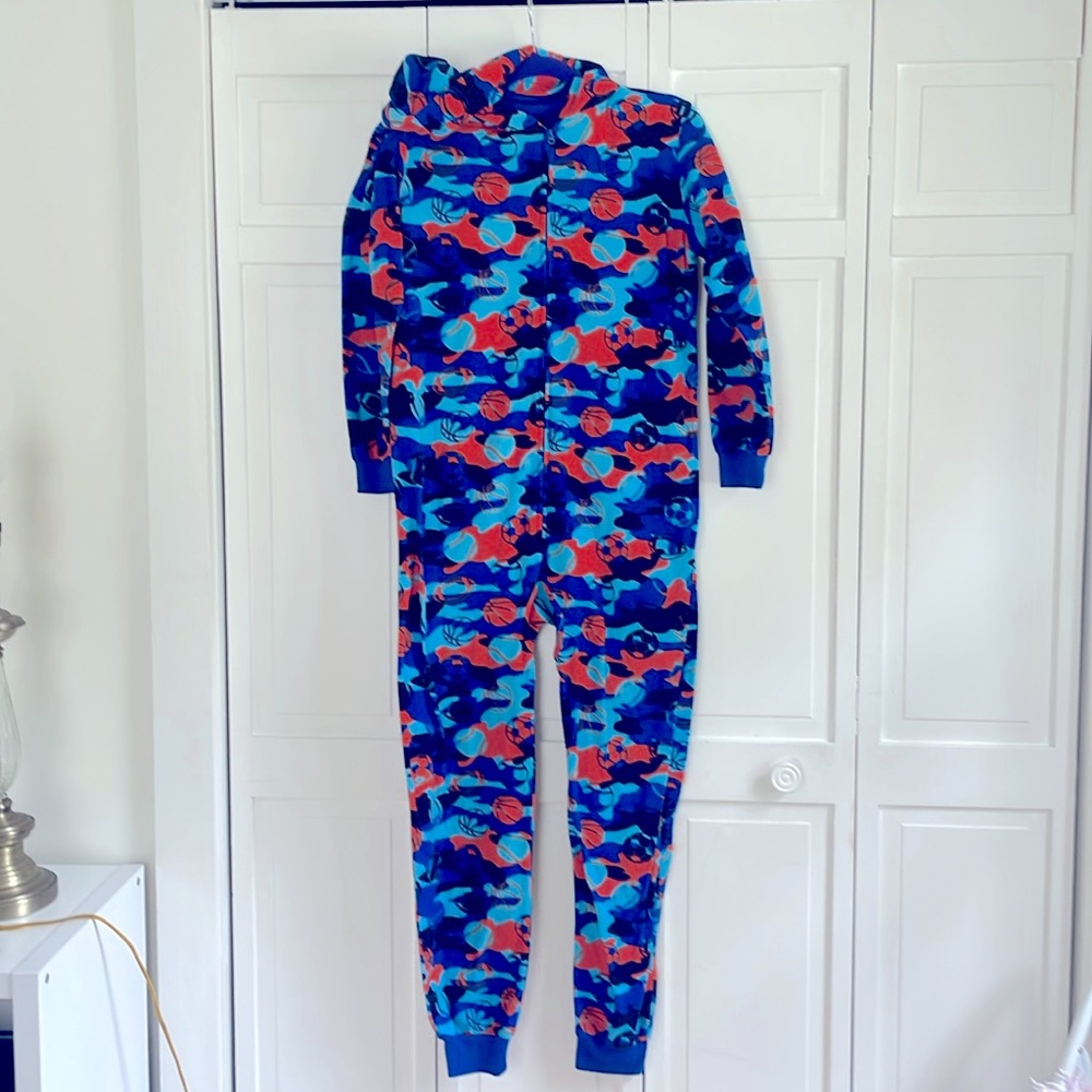 Sports theme sleeper. Had a cuffed arms, legs and hood!!